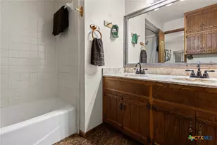 1024 Backstrom Crossing, Belton, TX 76513 - Photo 16