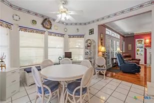 628 Mission View Ct, New Braunfels, TX 78130 - Photo 14