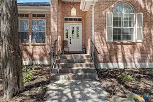 628 Mission View Ct, New Braunfels, TX 78130 - Photo 4