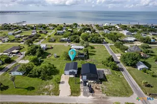 807 W Dallas Ave, Seadrift, TX 77983 - Photo 8