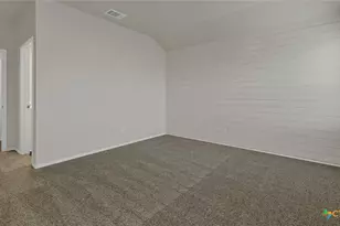 1050 Argonne Frst, Seguin, TX 78155 - Photo 20