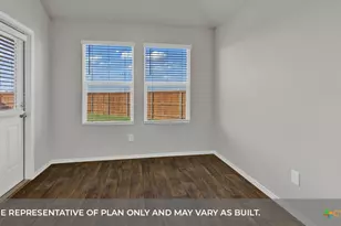 1050 Argonne Frst, Seguin, TX 78155 - Photo 14