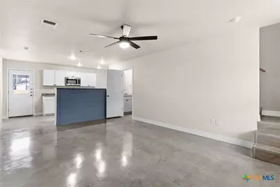 803 White Meadow Lane #B, Harker Heights, TX 76548 - Photo 2