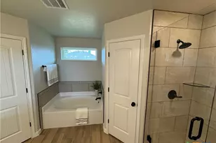 2510 Cowgirl Trl, Belton, TX 76513 - Photo 14