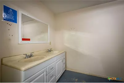 180 Spring Mountain Drive, Canyon Lake, TX 78133 - Photo 34