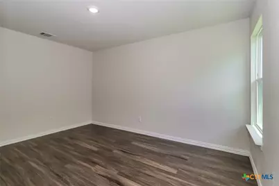 1005 S 22nd Street, Temple, TX 76501 - Photo 12