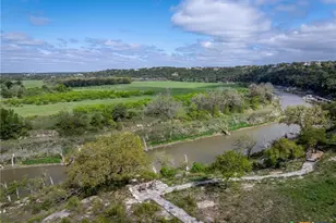 371 River Cliff Pl, Spring Branch, TX 78070 - Photo 38
