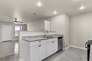 803 White Meadow Ln, Harker Heights, TX 76548 - Photo 8