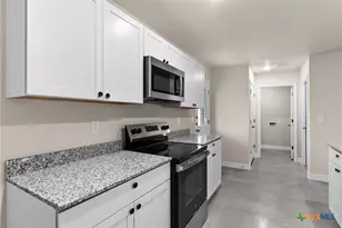 803 White Meadow Ln, Harker Heights, TX 76548 - Photo 10