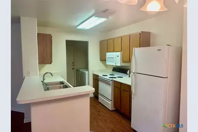 128 Cedargrove, San Marcos, TX 78666 - Photo 4