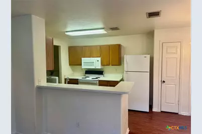 128 Cedargrove, San Marcos, TX 78666 - Photo 2