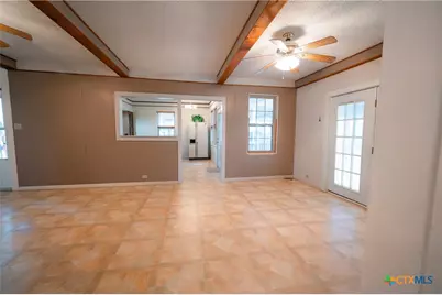 706 West Street, Yoakum, TX 77995 - Photo 6