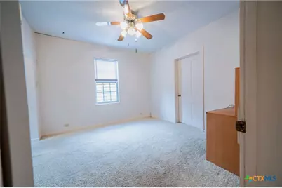 706 West Street, Yoakum, TX 77995 - Photo 14