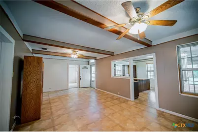 706 West Street, Yoakum, TX 77995 - Photo 8