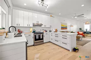 1911 Dutton Dr, San Marcos, TX 78666 - Photo 6