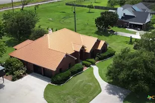507 Hackberry Bend, Port Lavaca, TX 77979 - Photo 4