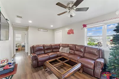 556 Gode Lane, New Braunfels, TX 78130 - Photo 4