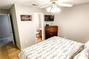 730 E Mather St, New Braunfels, TX 78130 - Photo 12