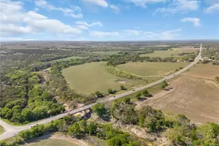 271 County Rd 2804, Lampasas, TX 76550 - Photo 2