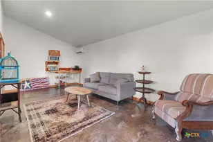 271 County Rd 2804, Lampasas, TX 76550 - Photo 30