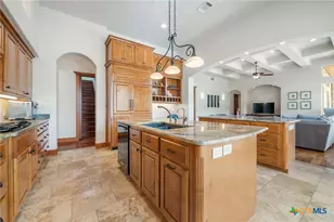 4001 Bell Springs Rd, Dripping Springs, TX 78620 - Photo 18