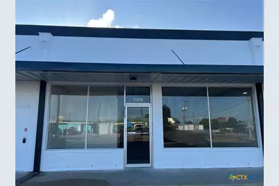 703 E Rio Grande Street, Victoria, TX 77901 - Photo 1