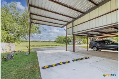 110 Live Oak Street, Gonzales, TX 78629 - Photo 44