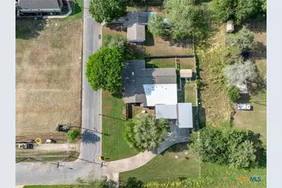 110 Live Oak Street, Gonzales, TX 78629 - Photo 48