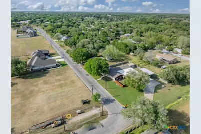 110 Live Oak Street, Gonzales, TX 78629 - Photo 38