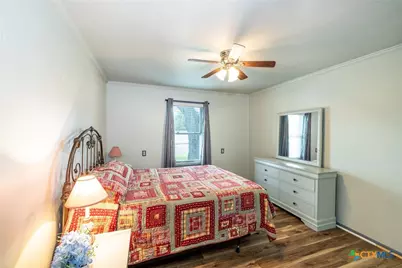 110 Live Oak Street, Gonzales, TX 78629 - Photo 22