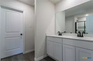 3817 E Poteet Ct, Temple, TX 76504 - Photo 8