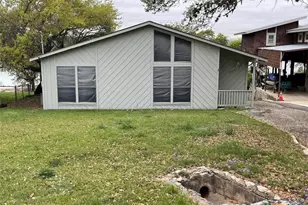 1415 Glenn Dr, Canyon Lake, TX 78133 - Photo 2