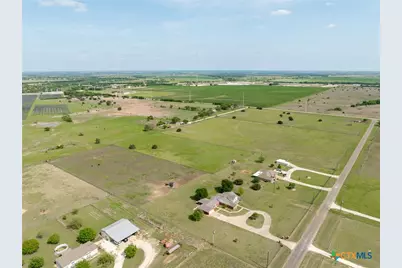411 Wade Road, Eddy, TX 76524 - Photo 10