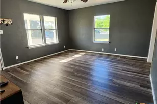 502 N 7th St, Copperas Cove, TX 76522 - Photo 4