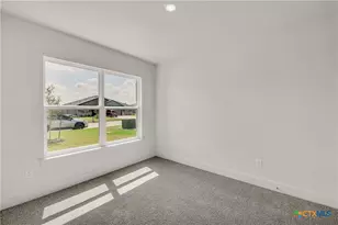 1214 College Ave, Troy, TX 76579 - Photo 12