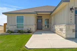 1204 Victory Rnch Trl, Killeen, TX 76542 - Photo 4