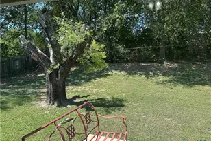 3006 Persimmon Dr, Killeen, TX 76543 - Photo 10