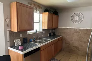 3006 Persimmon Dr, Killeen, TX 76543 - Photo 4