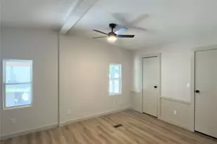 105 Tabler Dr, Seguin, TX 78155 - Photo 12