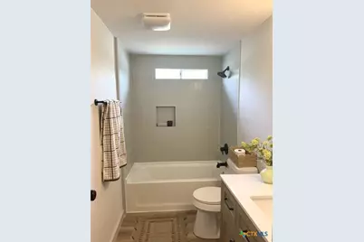 105 Tabler Drive, Seguin, TX 78155 - Photo 8