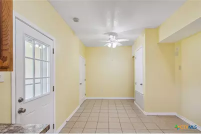 344 W High Street, Goliad, TX 77963 - Photo 16