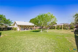 344 W High St, Goliad, TX 77963 - Photo 36