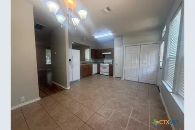 5689 Fergus #B, Kyle, TX 78640 - Photo 2