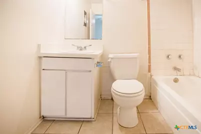 1239 N Lbj Drive #E, San Marcos, TX 78666 - Photo 10