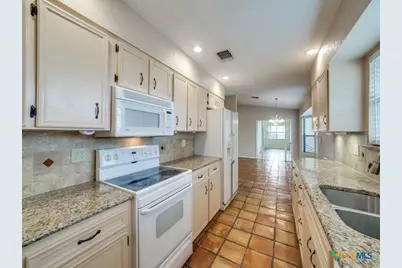 620 Lake Island Drive, Canyon Lake, TX 78133 - Photo 16