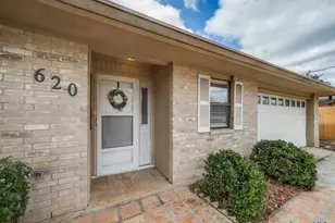 620 Lake Island Dr, Canyon Lake, TX 78133 - Photo 4