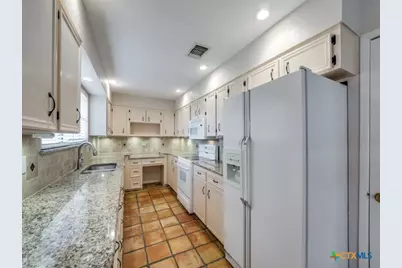 620 Lake Island Drive, Canyon Lake, TX 78133 - Photo 2