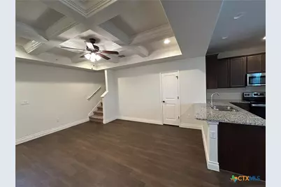 318 Untermaier Street, New Braunfels, TX 78130 - Photo 6