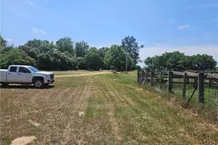 8912 Co Rd 322, Milano, TX 76556 - Photo 4
