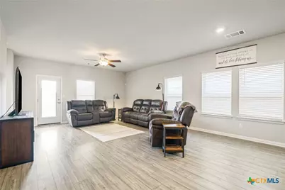 10310 Mager Lane, Hutto, TX 78634 - Photo 4